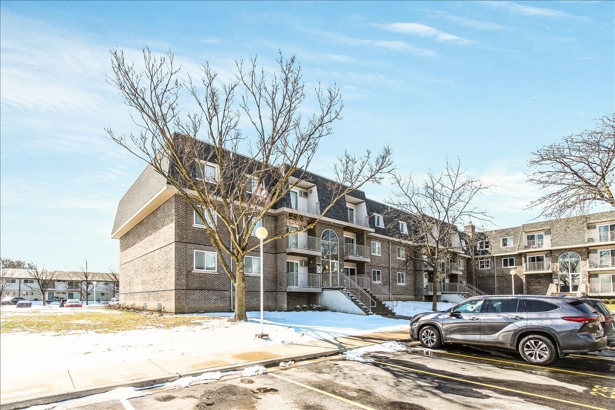 831 Mcintosh Court, Prospect Heights, IL 60070