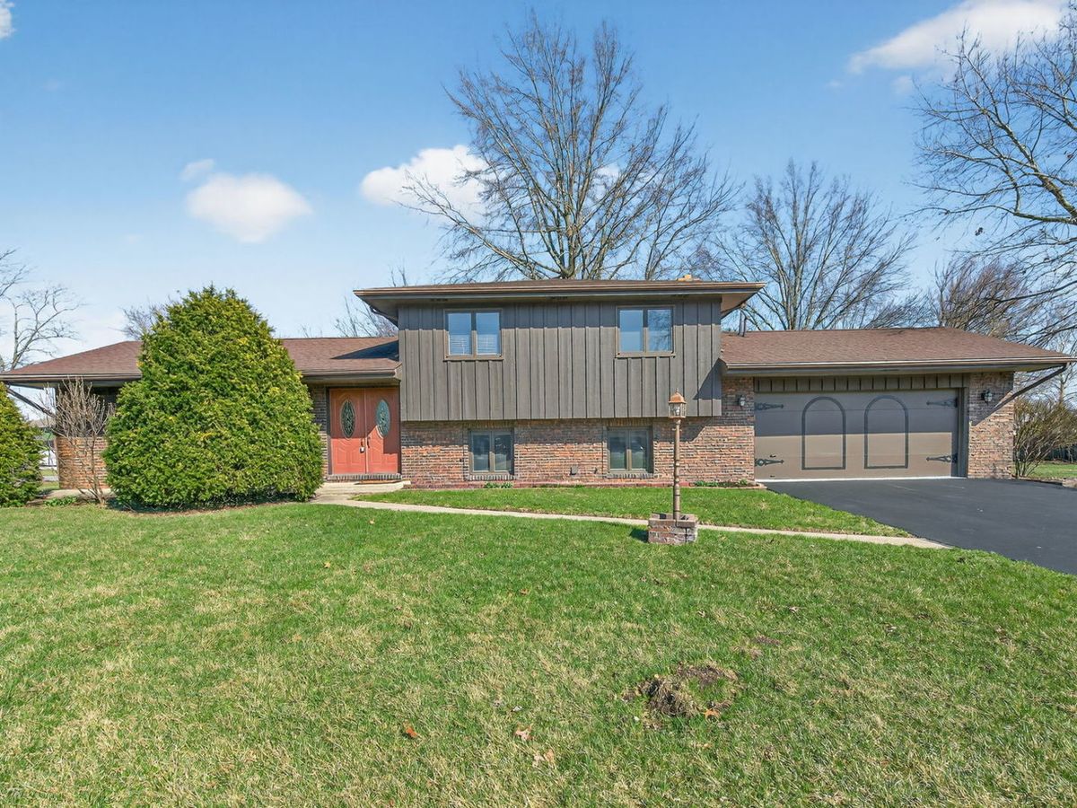 185 Dewey Street, Diamond, IL 60416