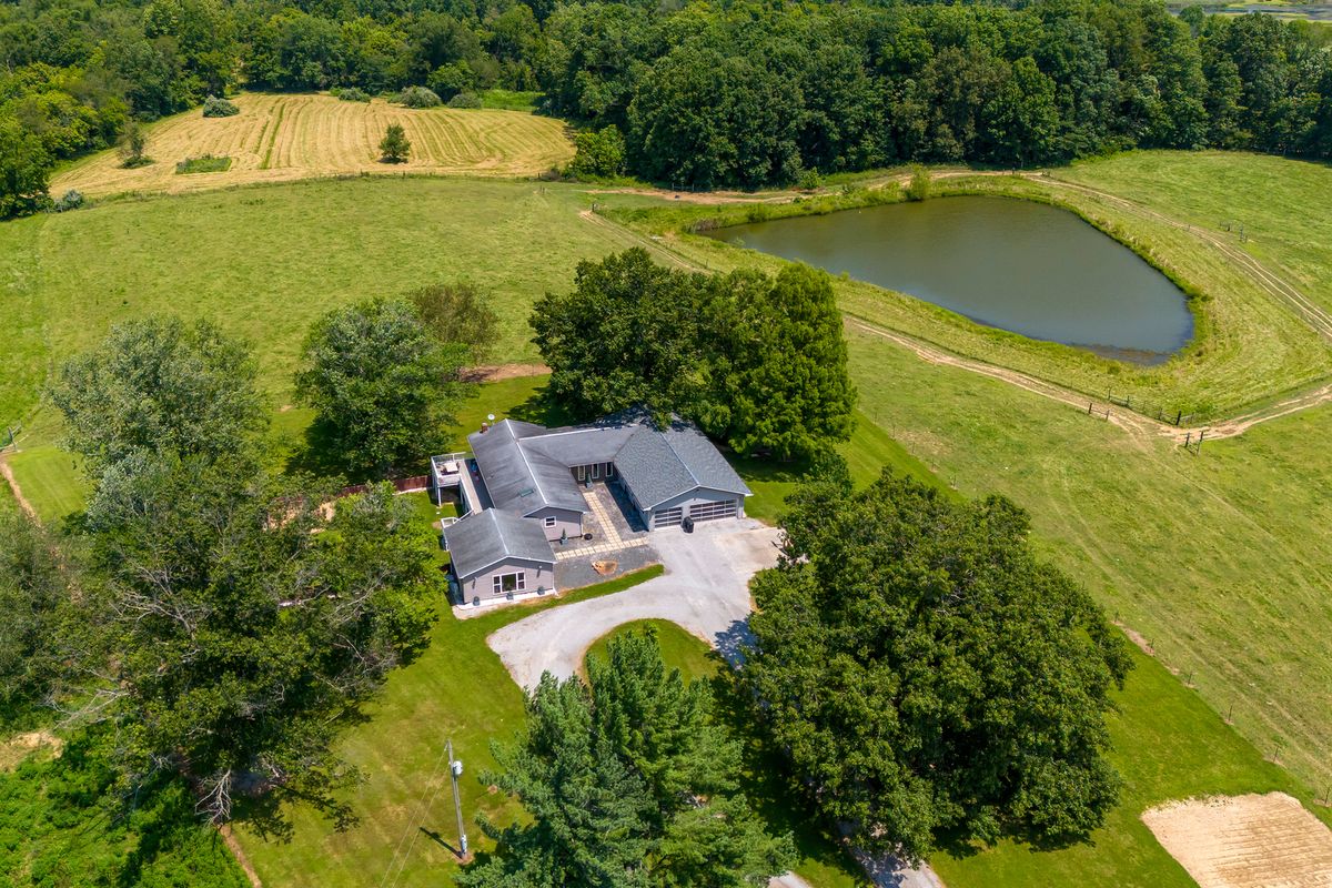 2930 Campground Road, Anna, IL 62906