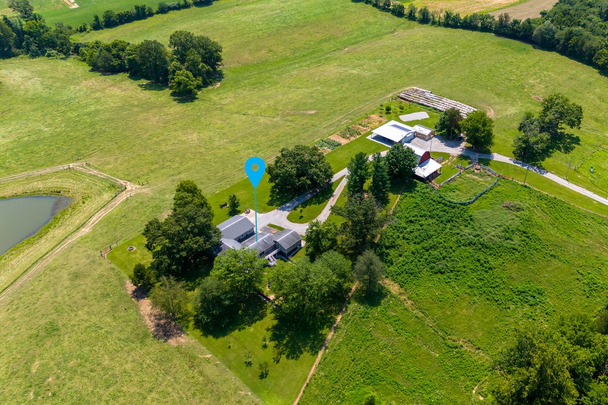 2930 Campground Road, Anna, IL 62906