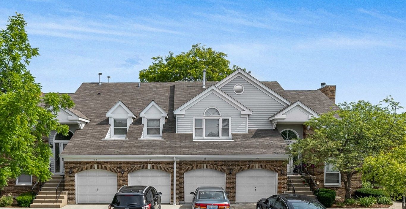 98 Willow Parkway — Buffalo Grove, IL 60089
