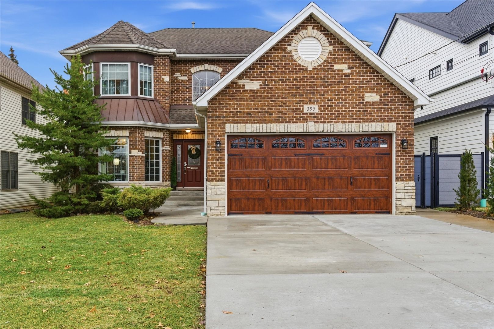 395 S Scott Street — Elmhurst, IL 60126