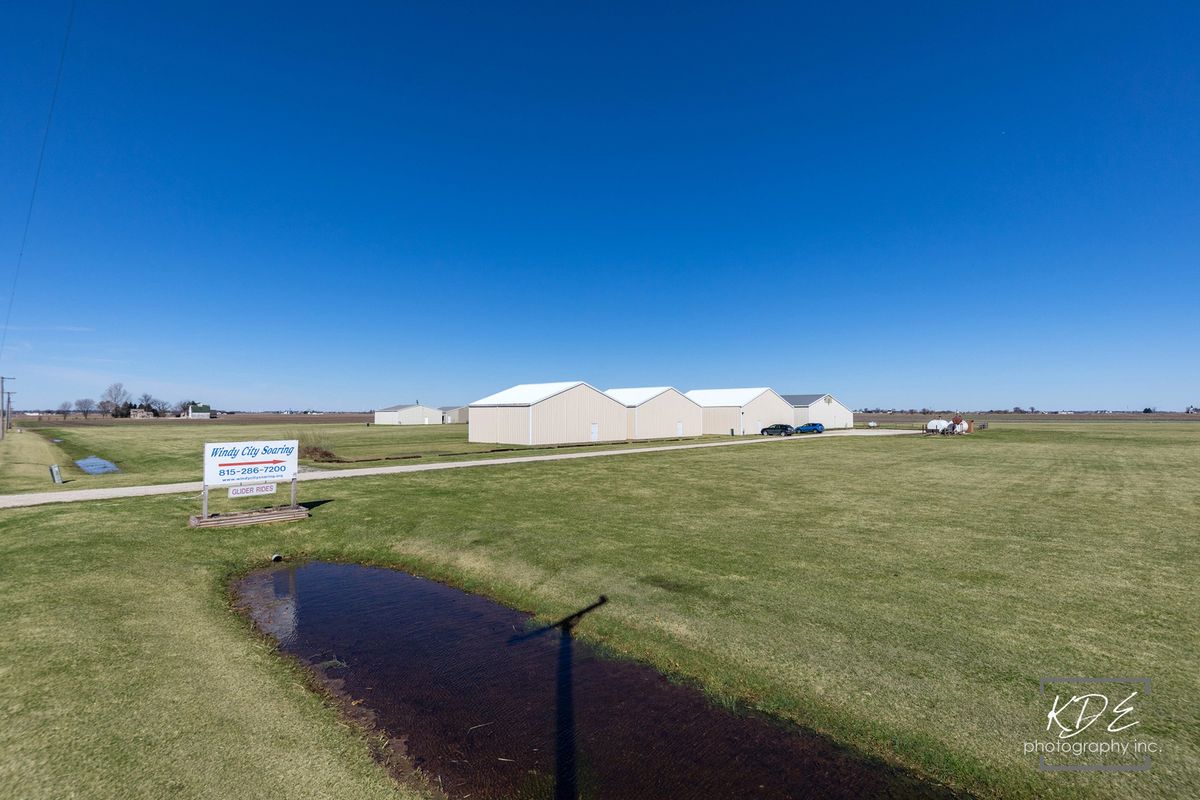 12727 US Highway 30 Highway, Hinckley, IL 60520