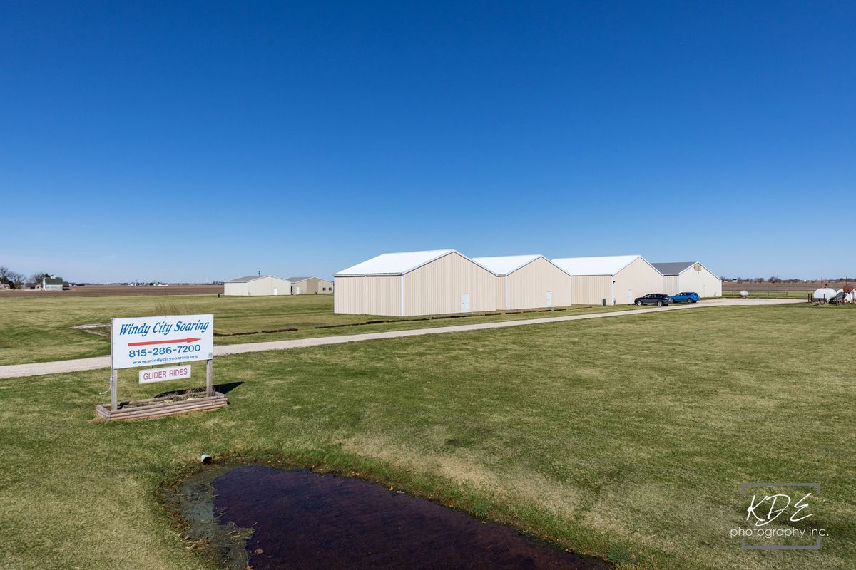 12727 US Highway 30 Highway, Hinckley, IL 60520