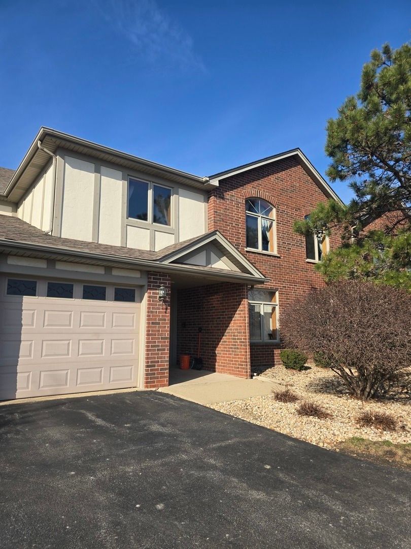 6252 Kallsen Drive #4 — Tinley Park, IL 60477
