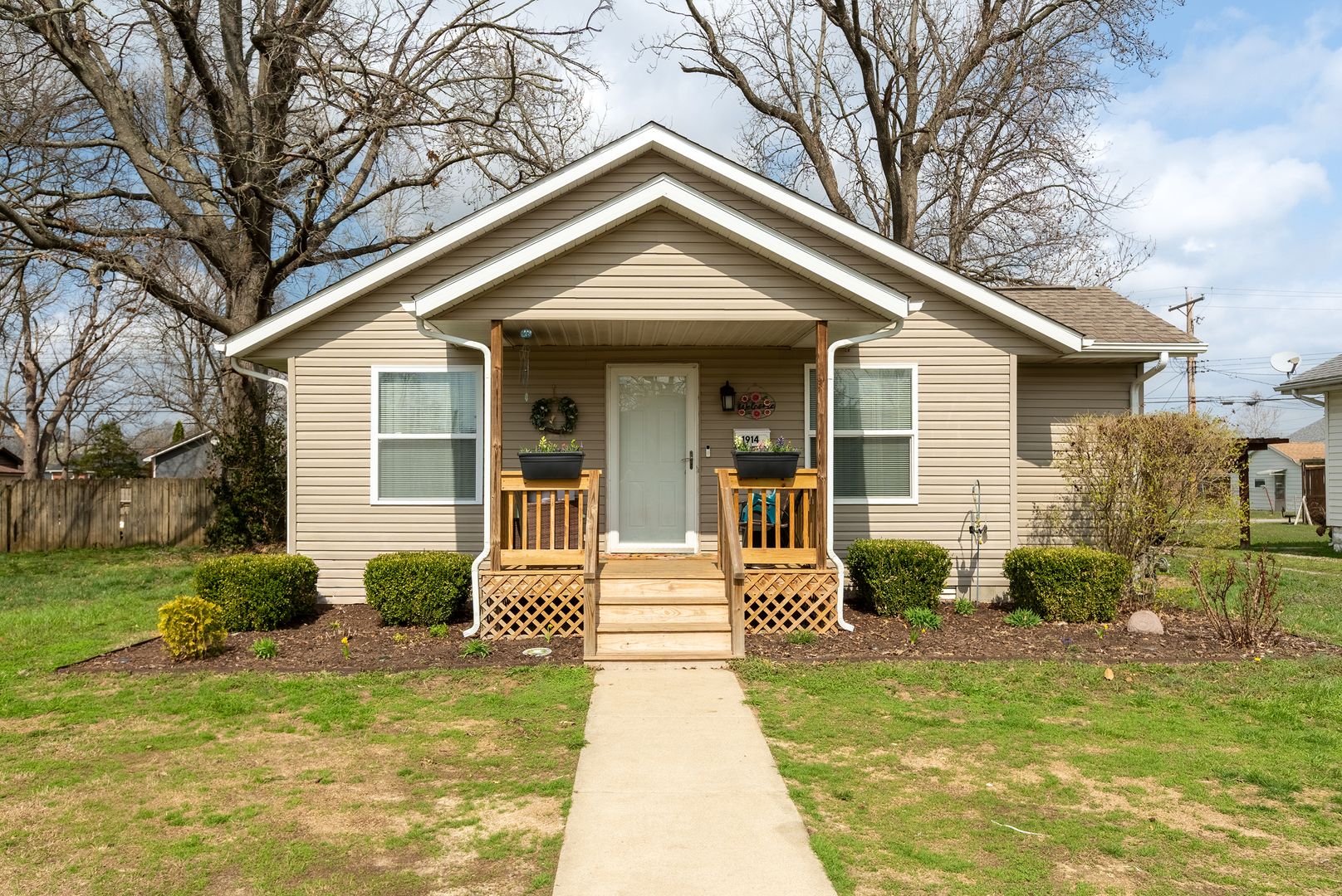 1914 Clarke Street — Murphysboro, IL 62966