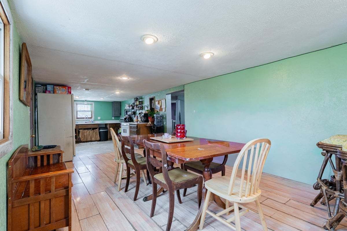 202 Jones Street, Secor, IL 61771