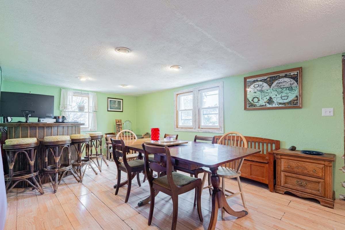 202 Jones Street, Secor, IL 61771