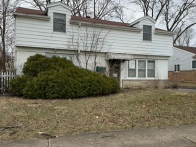 241 Indianwood Boulevard — Park Forest, IL 60466