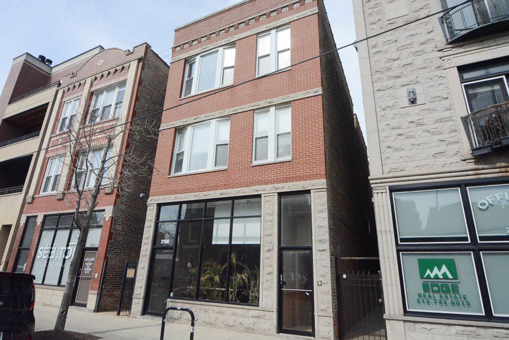 2138 W Chicago Avenue #1 — Chicago, IL 60622