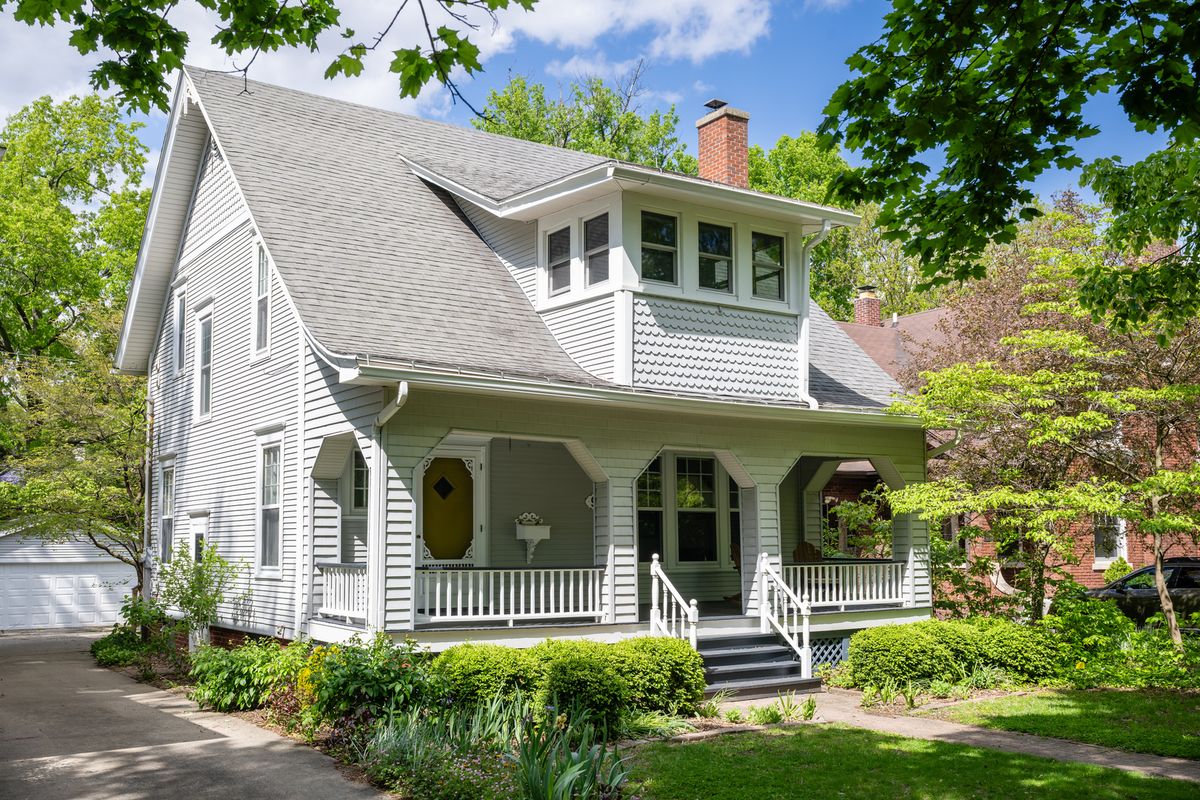 918 Park Avenue, Champaign, IL 61821