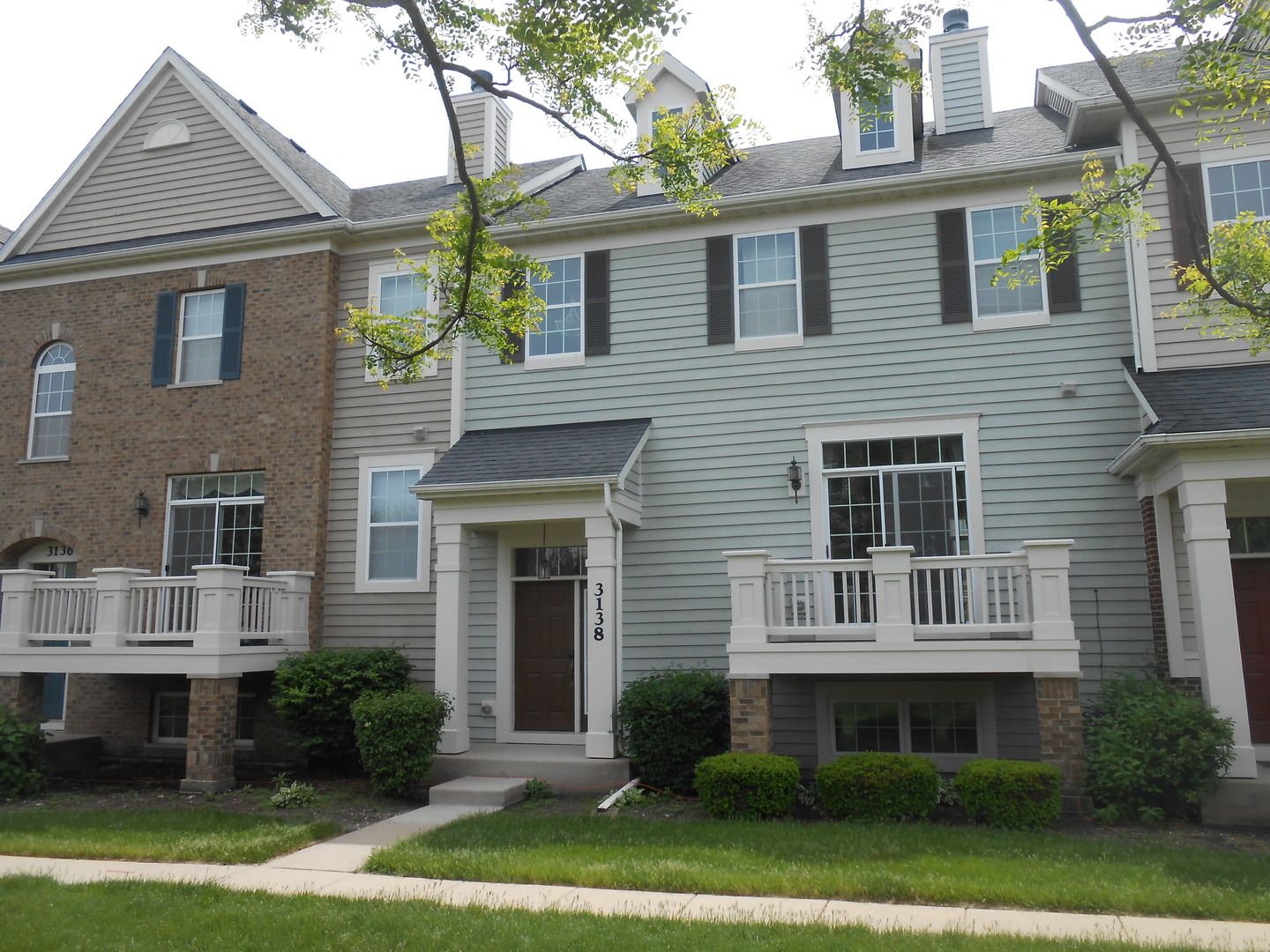 3138 TAUNTON Street — Elgin, IL 60124