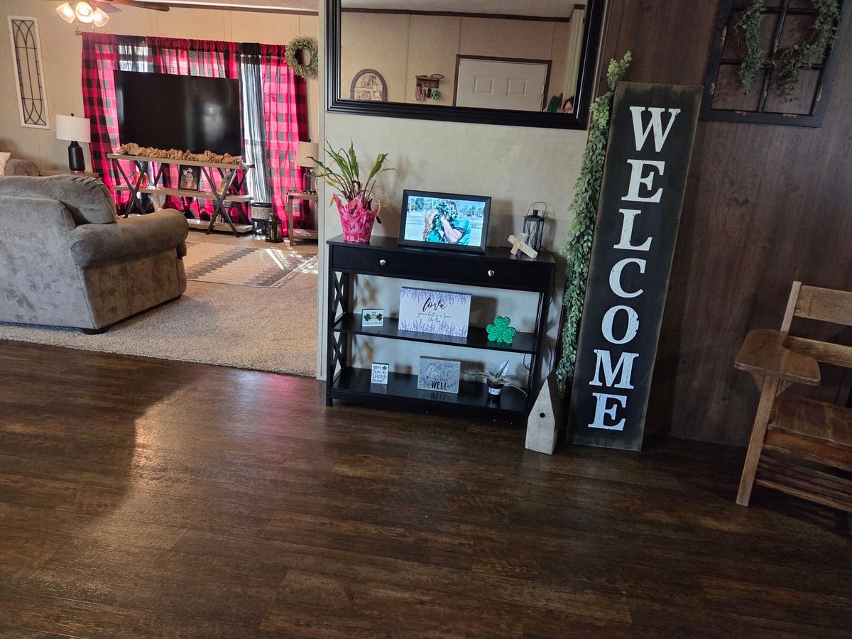 6722 County Road 875 Road, Mcleansboro, IL 62859