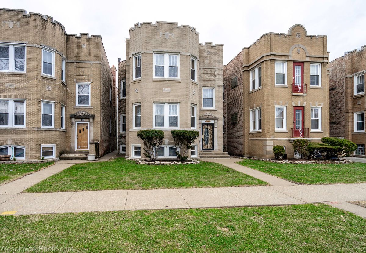 3132 Marmora Avenue, Chicago, IL 60634