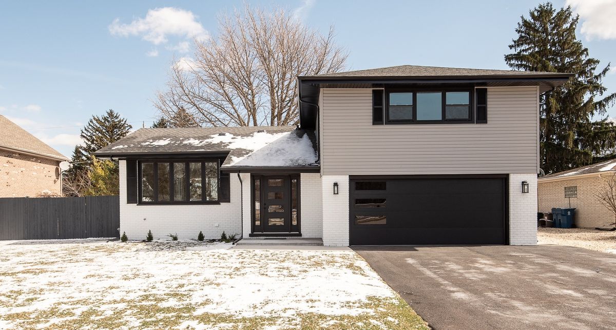 10433 83rd Avenue, Palos Hills, IL 60465