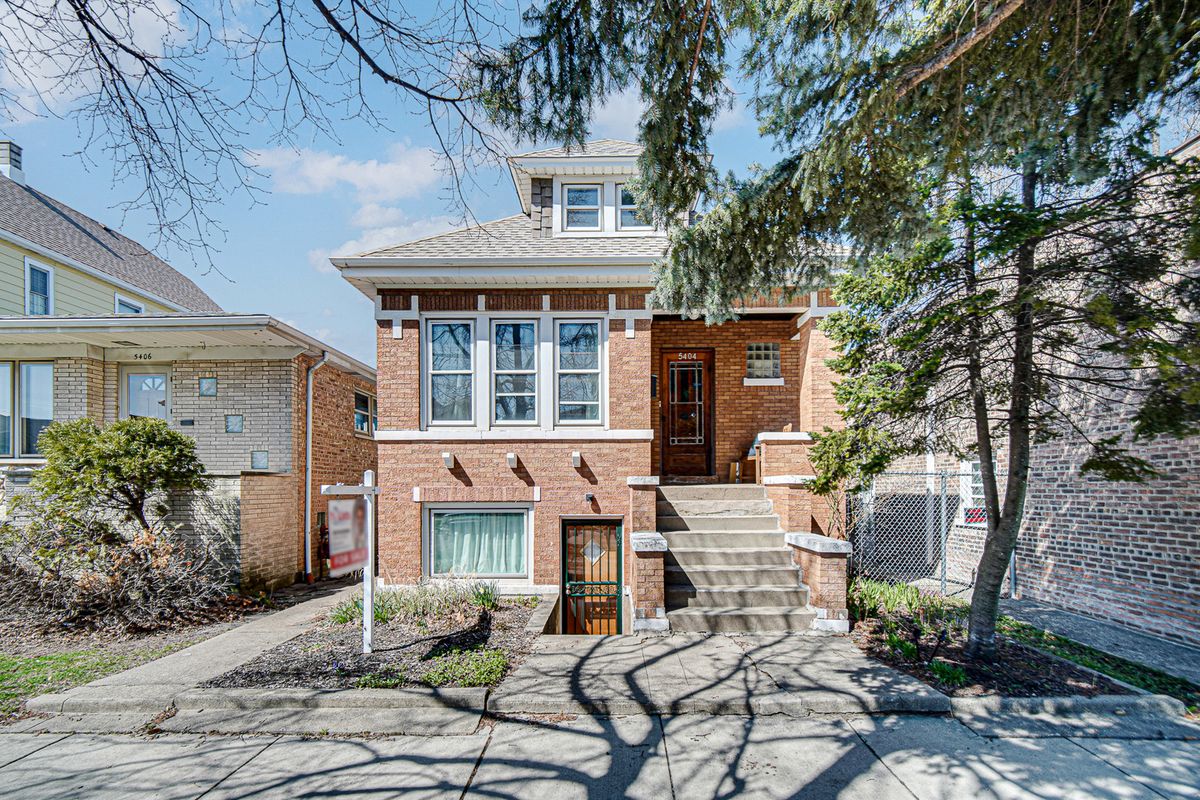 5404 LOCKWOOD Avenue, Chicago, IL 60638
