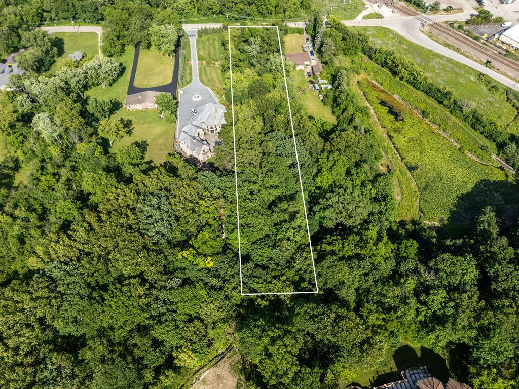 11S110 LOT Madison Street — Burr Ridge, IL 60521