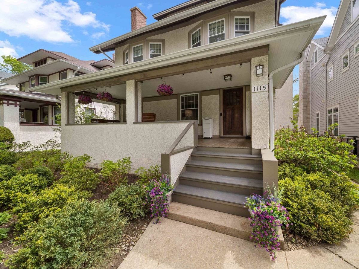 1115 Forest Avenue, Wilmette, IL 60091