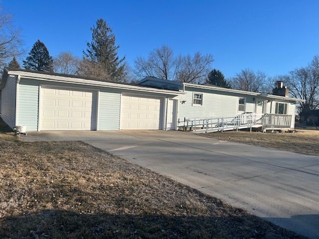 1105 Sunset Drive, Rock Falls, IL 61071