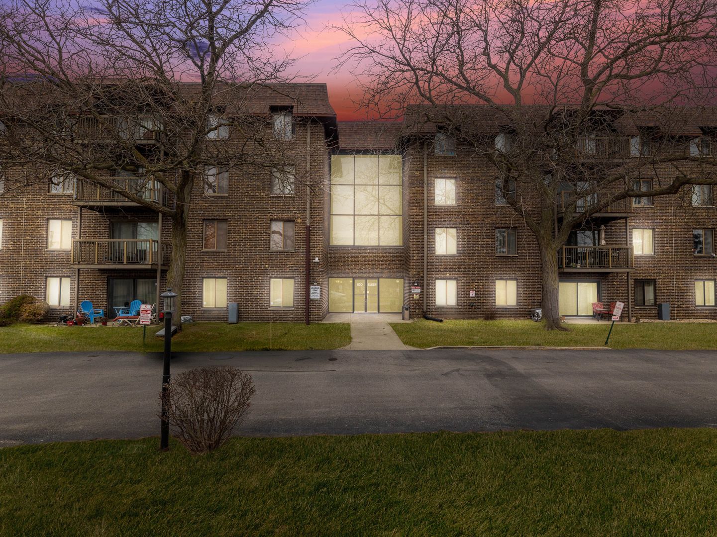 820 Elder Road #c315 — Homewood, IL 60430