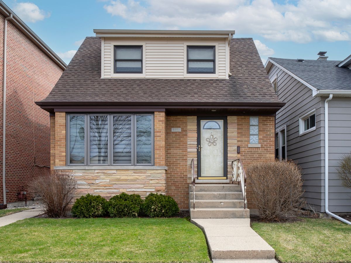 5353 Nottingham Avenue, Chicago, IL 60656