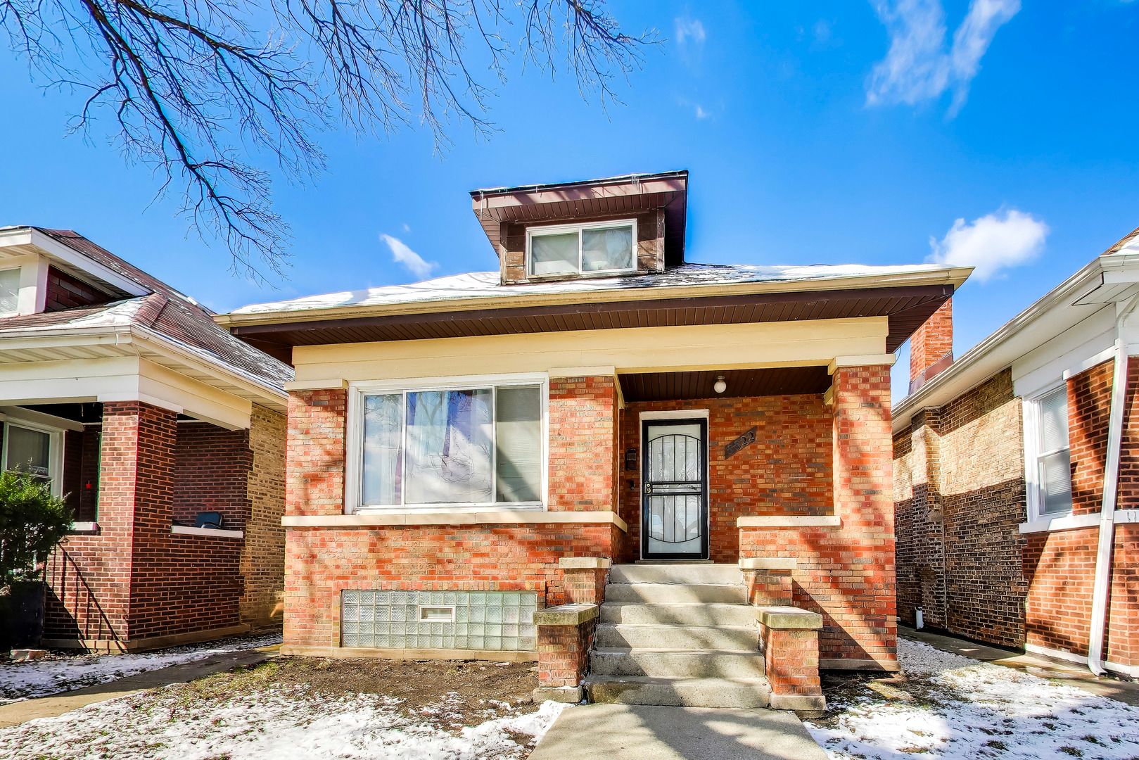 8822 S Ada Street — Chicago, IL 60620