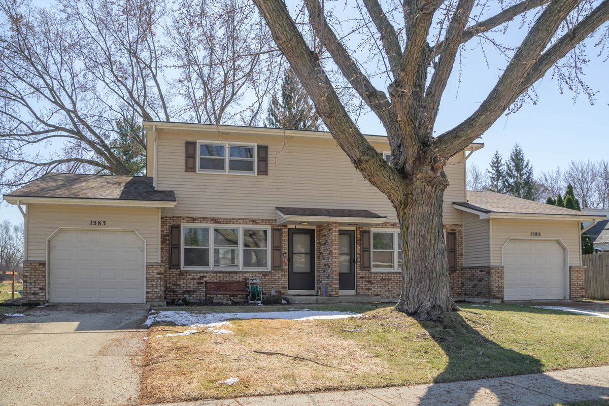 1583-1585 Sheffield Drive, Elgin, IL 60123