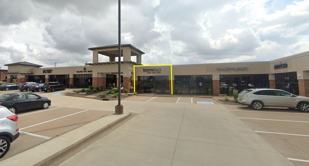 4917 Utica Ridge Road, Davenport, IA 52807