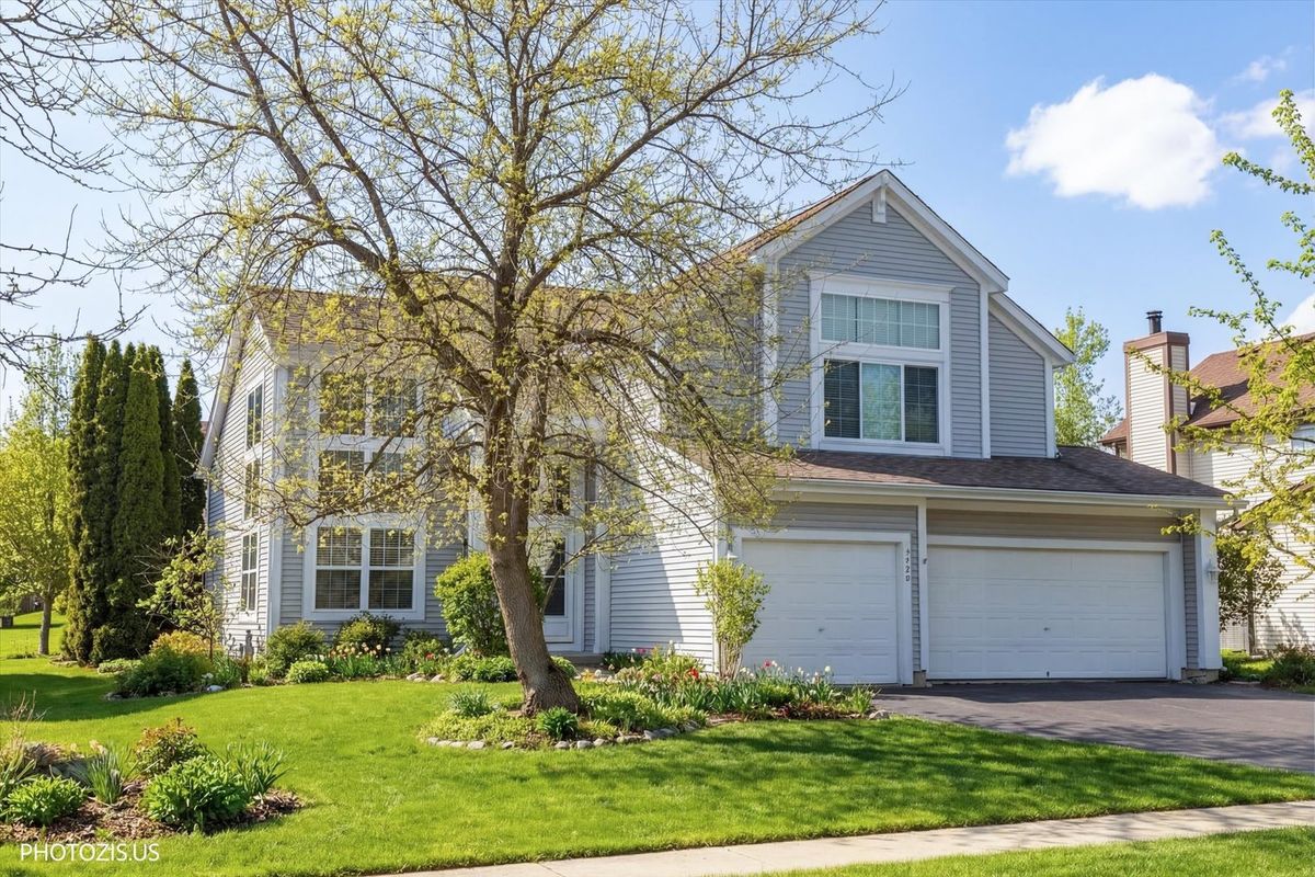 1728 Village Court, Crystal Lake, IL 60014