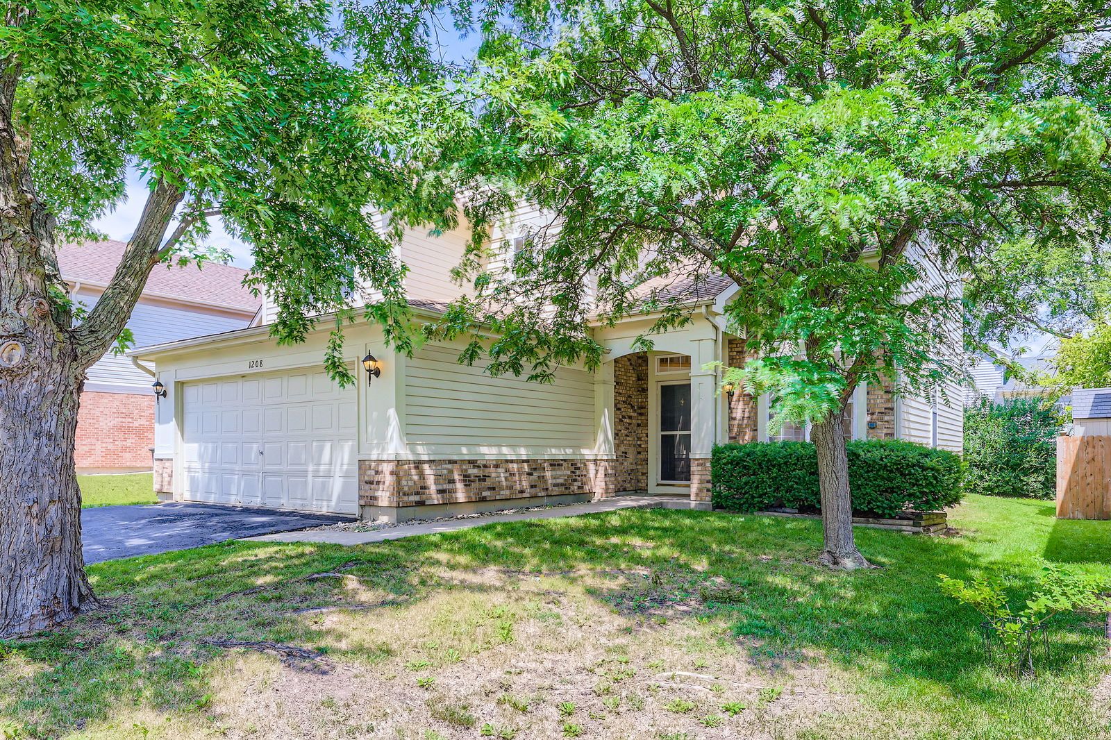 1208 Darnell Drive — Mundelein, IL 60060