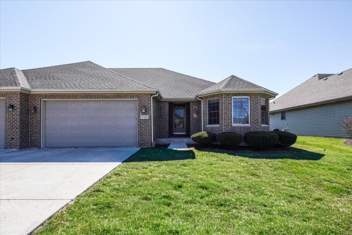 315 Louisa Street, Shorewood, IL 60404