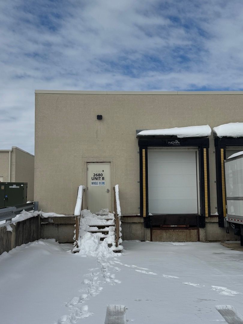2700 dekalb ave. Road #B — Sycamore, IL 60178