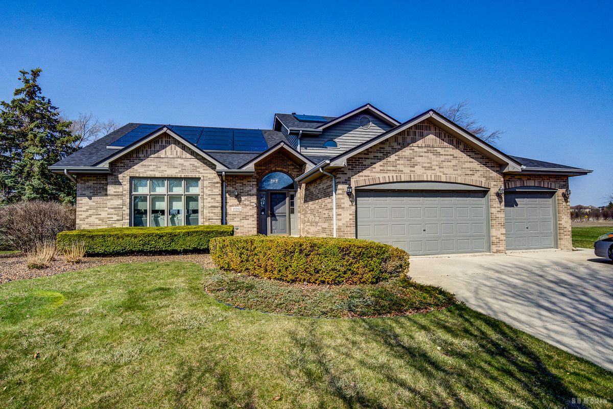 17252 Grange Drive, Orland Park, IL 60467