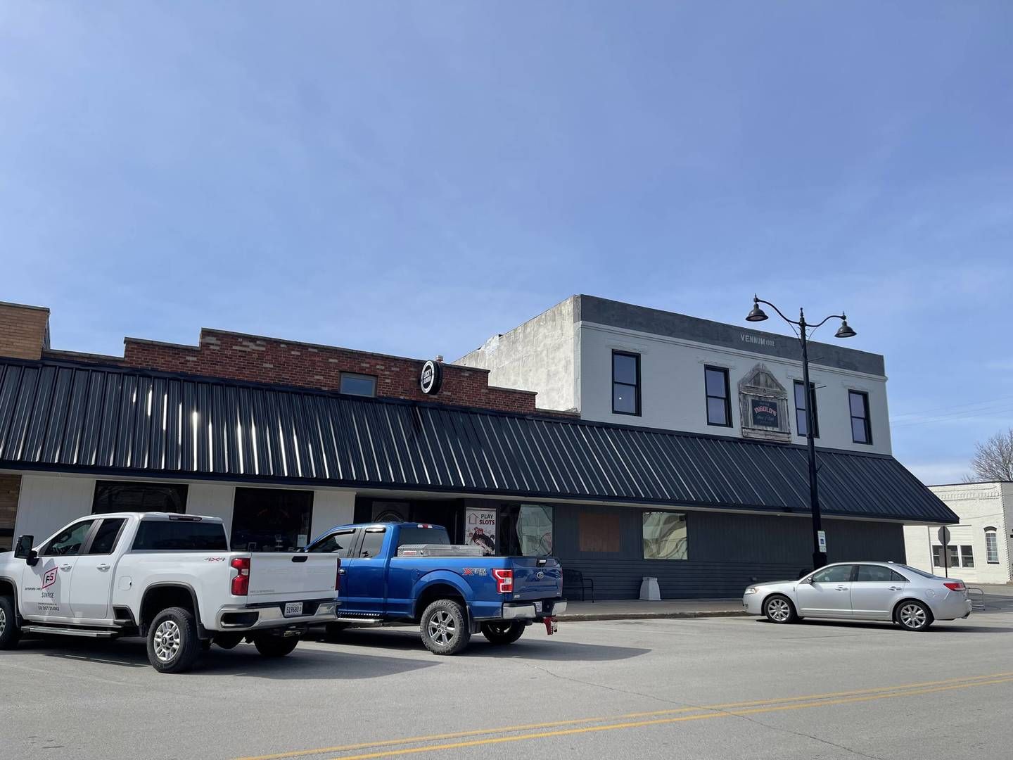 101 S Third Street — Fisher, IL 61843