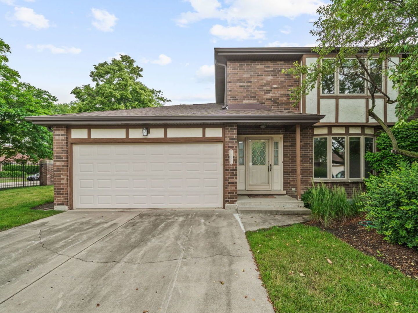 1775 Lakeview Drive #A — Wheeling, IL 60090