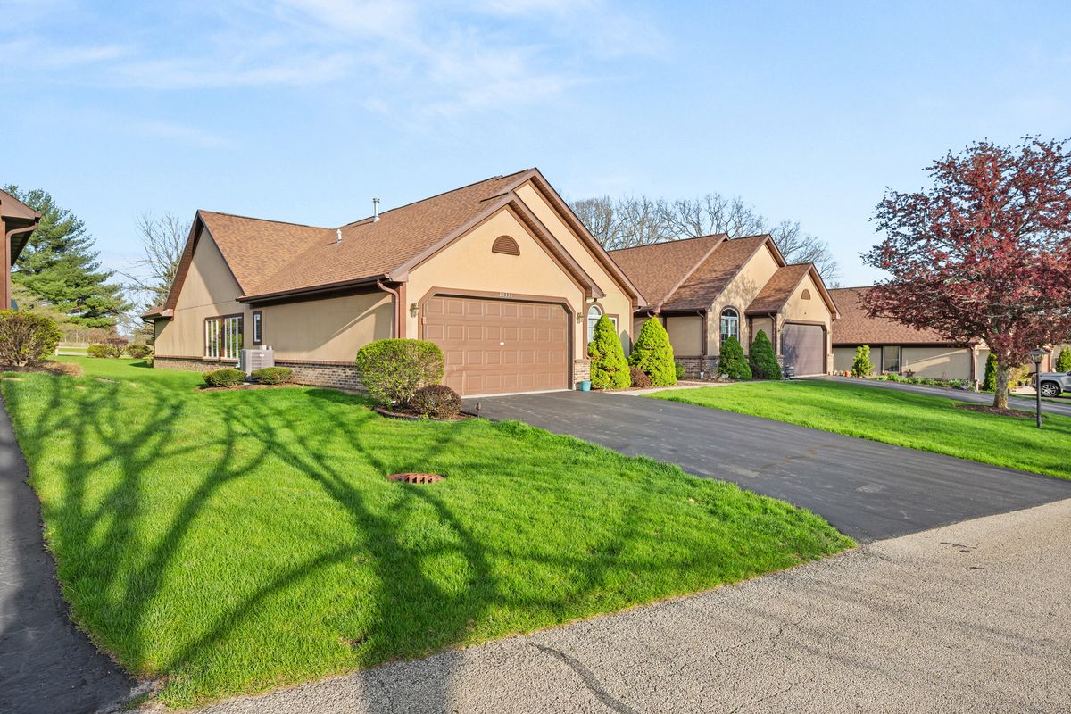 30338 Pebble Beach Circle, Genoa, IL 60135