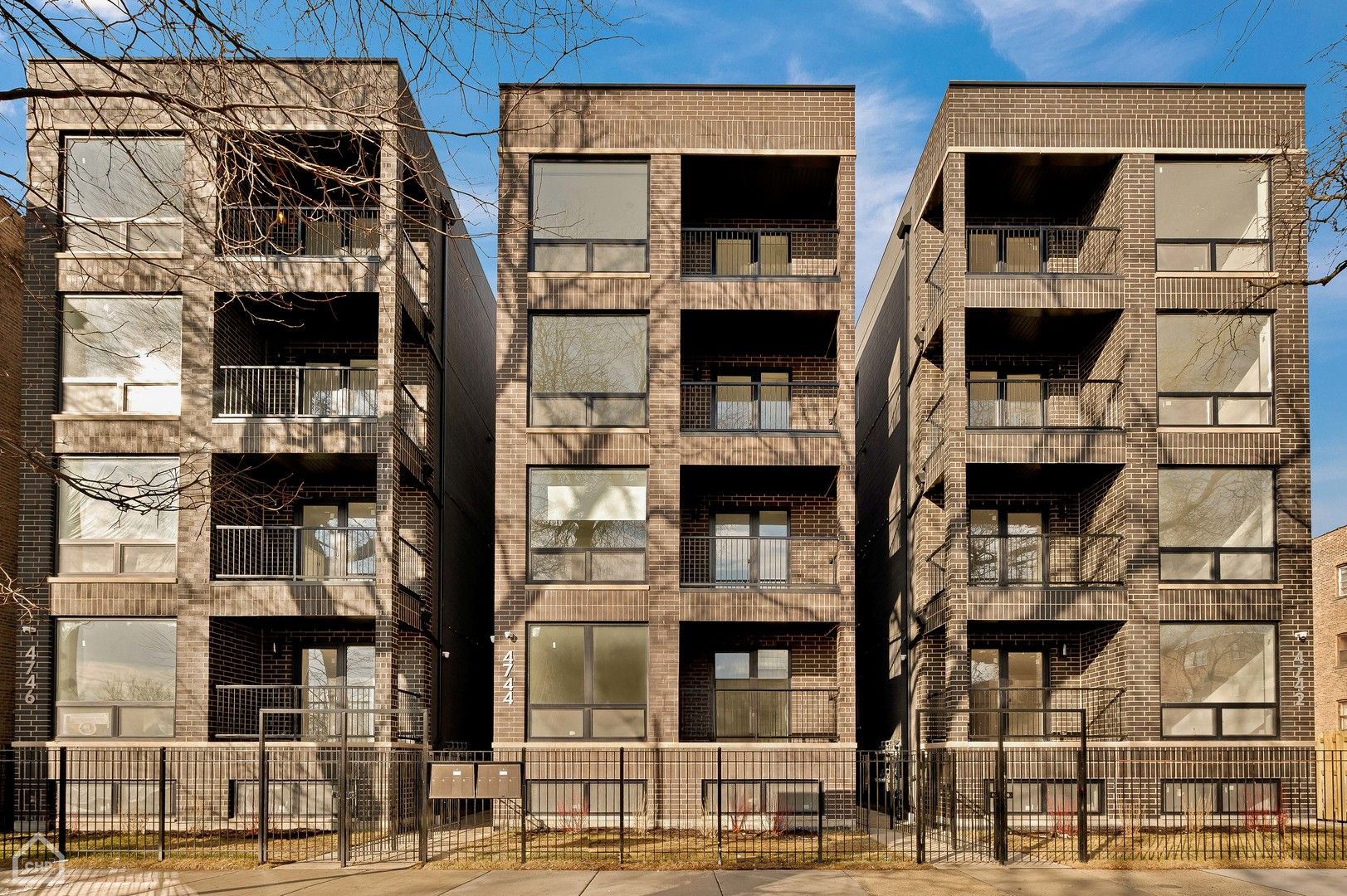 4742-46 Michigan Avenue — Chicago, IL 60615