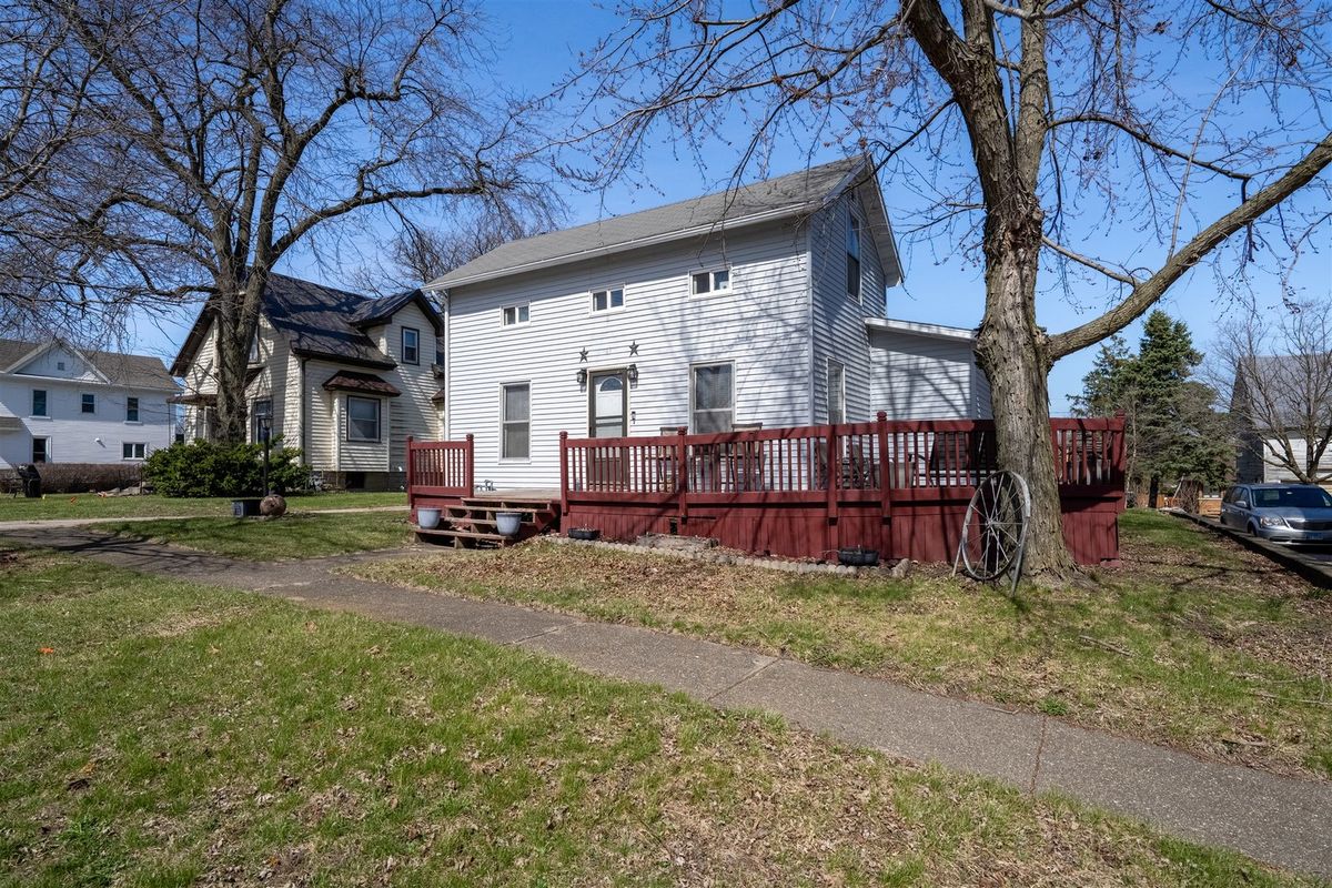 412 E Spruce Street, Chatsworth, IL 60921