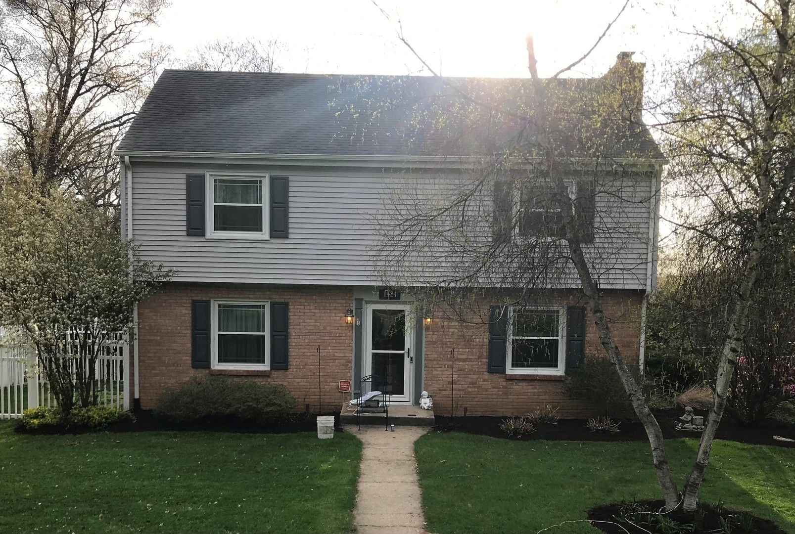 1924 Kings Highway — Rockford, IL 61107
