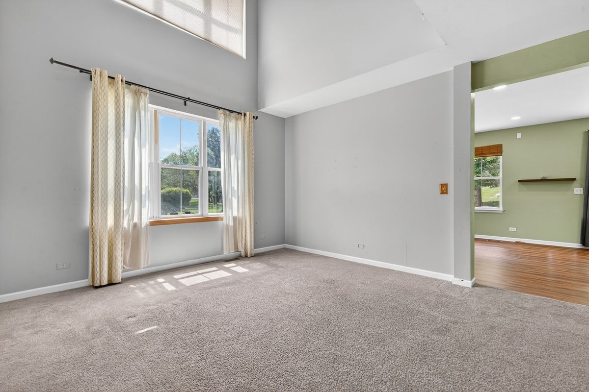 522 Horizon Drive, Bartlett, IL 60103