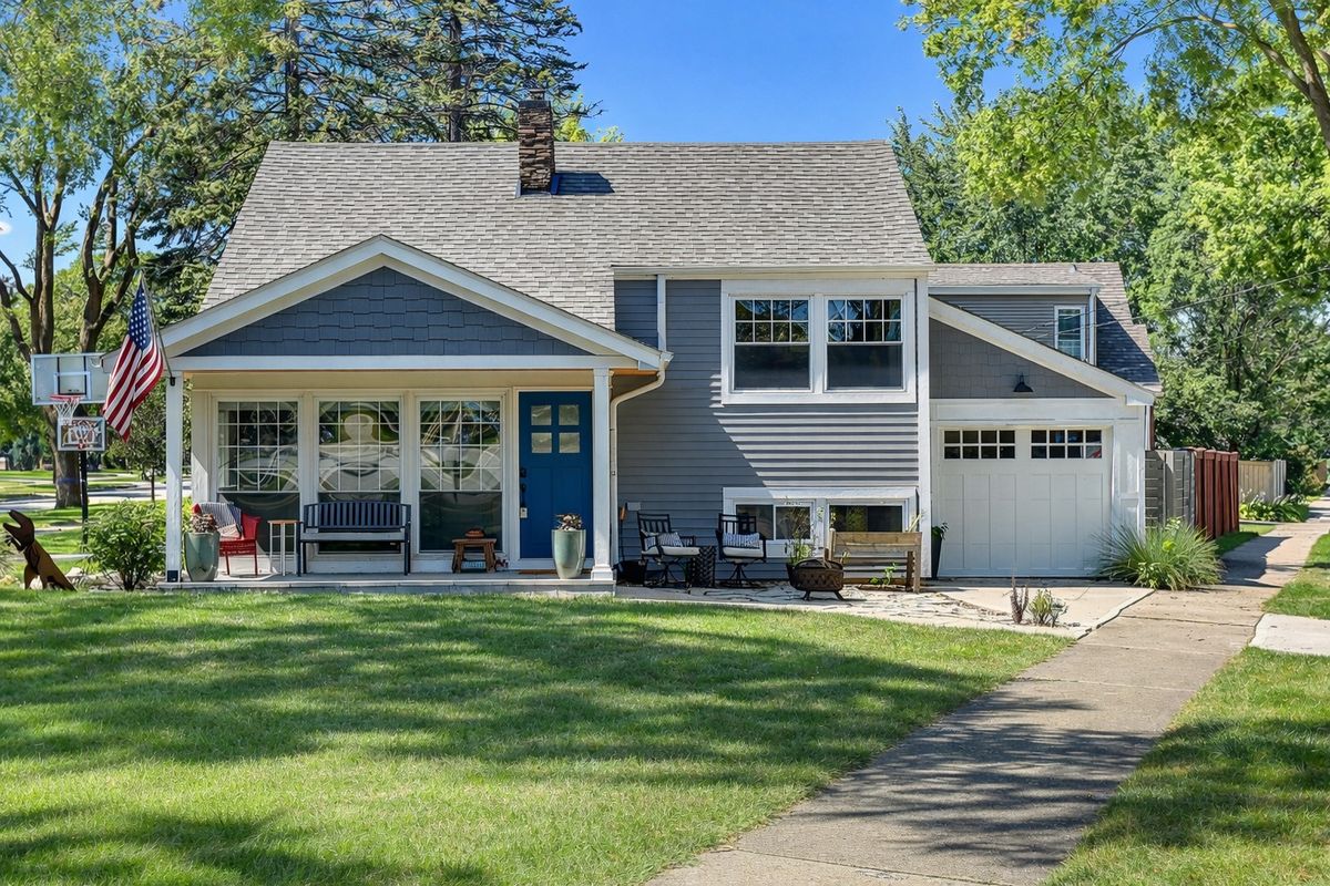 291 Wilson Street, Elmhurst, IL 60126