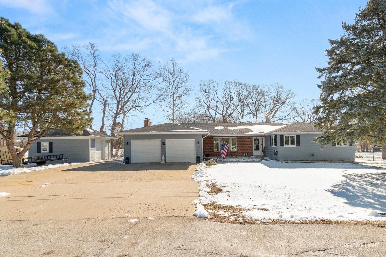 128 Edgebrook Drive — Sandwich, IL 60548