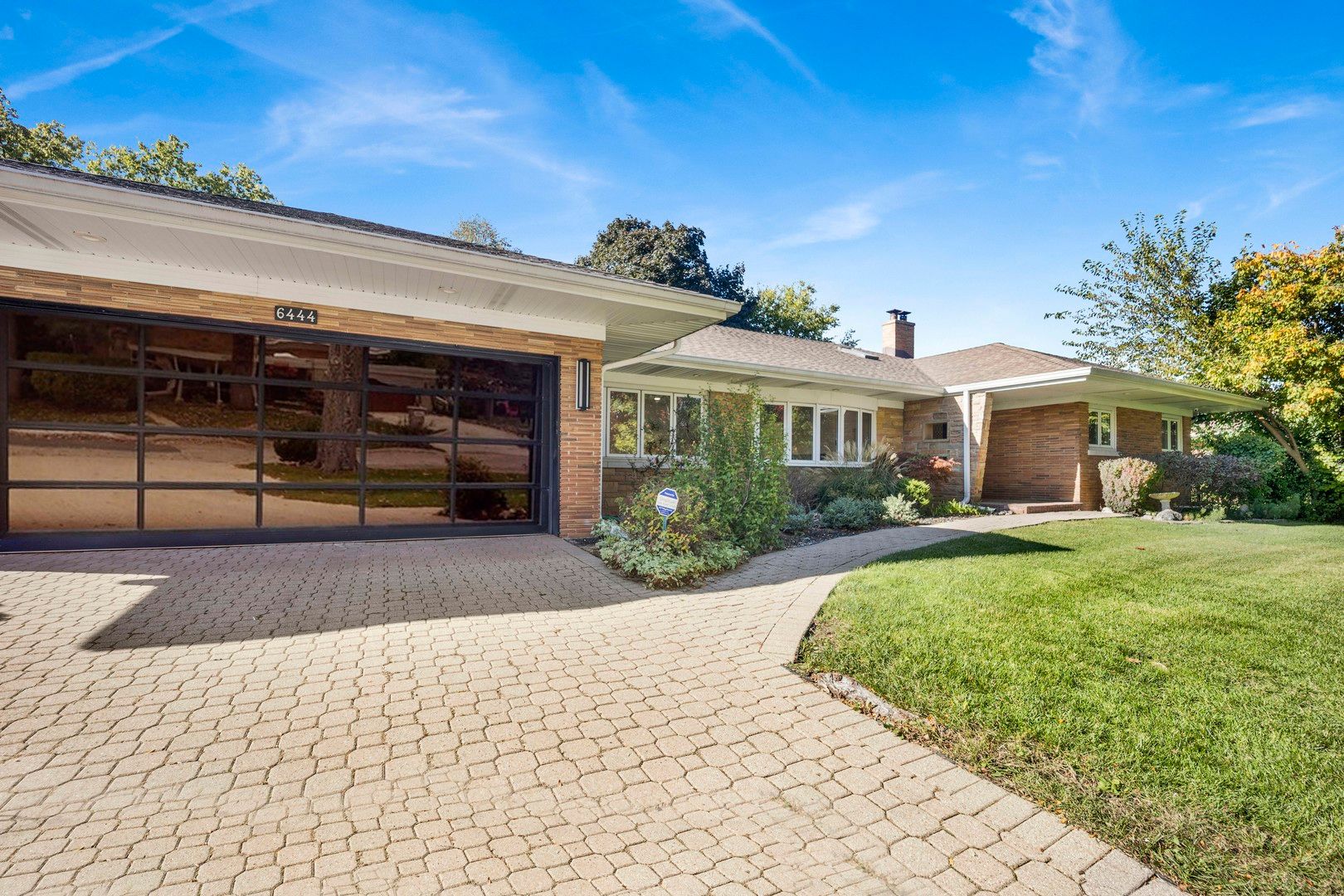 6444 N Knox Avenue — Lincolnwood, IL 60712