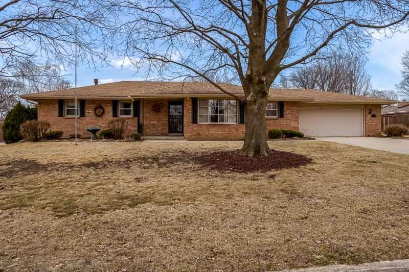 1110 Roxbury — Rockford, IL 61107
