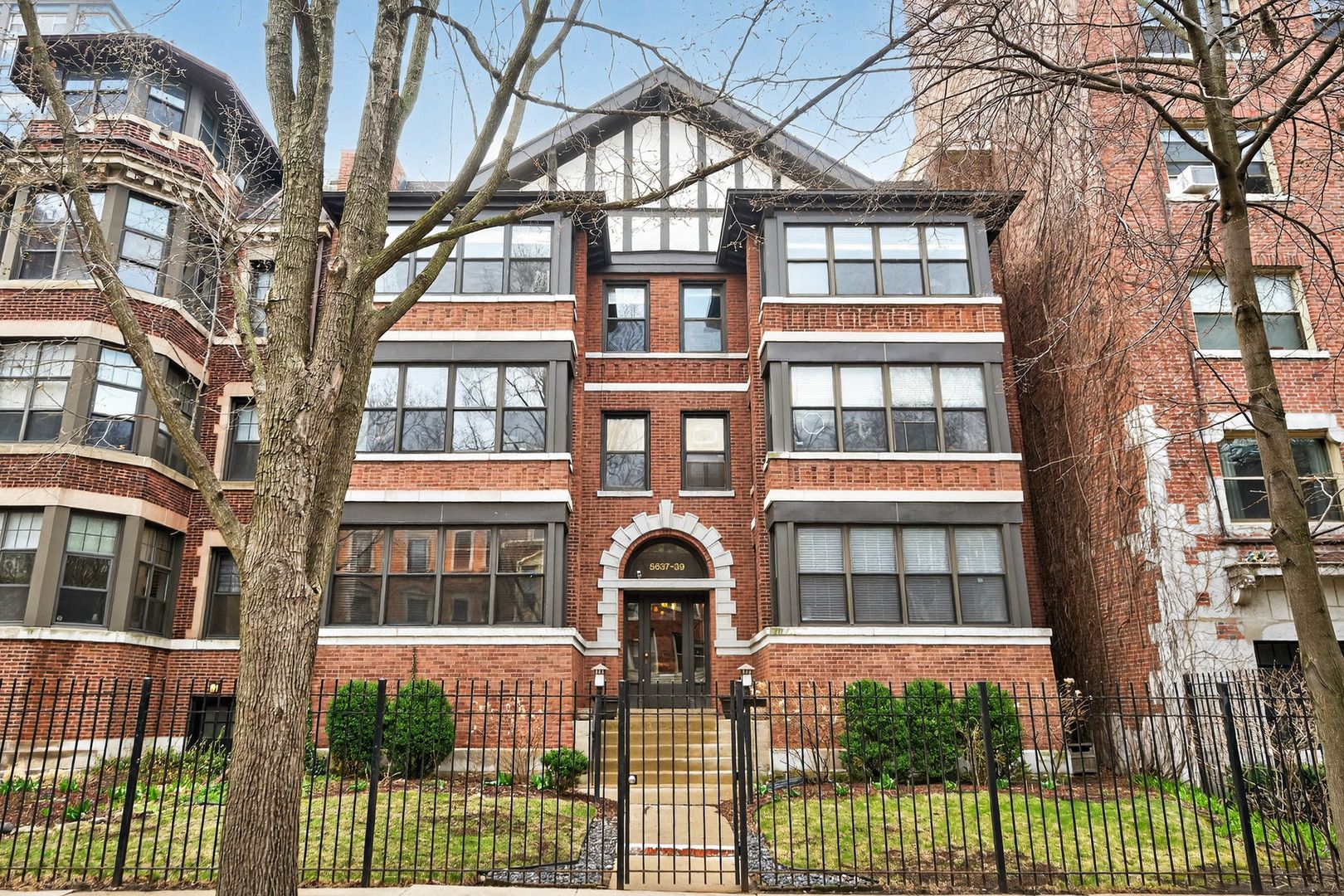 5639 N Kenmore Avenue #3 — Chicago, IL 60660