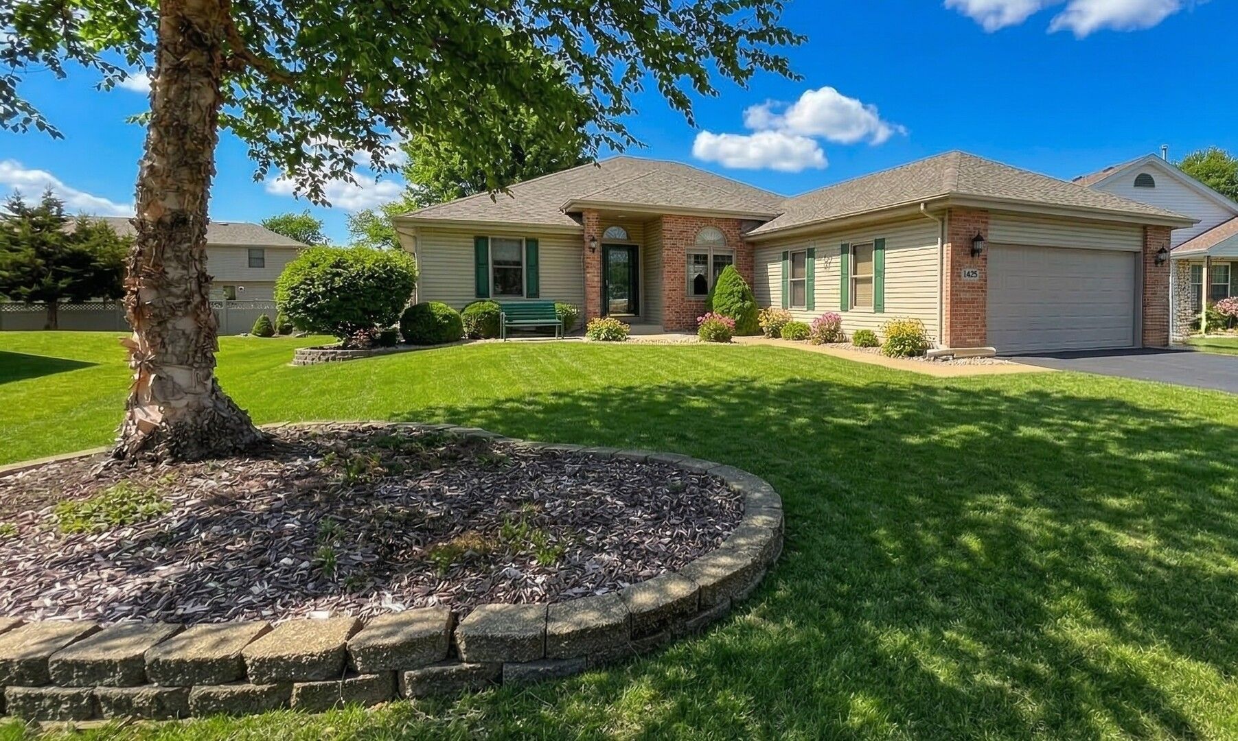 1425 Argyle Lane N — Bourbonnais, IL 60914