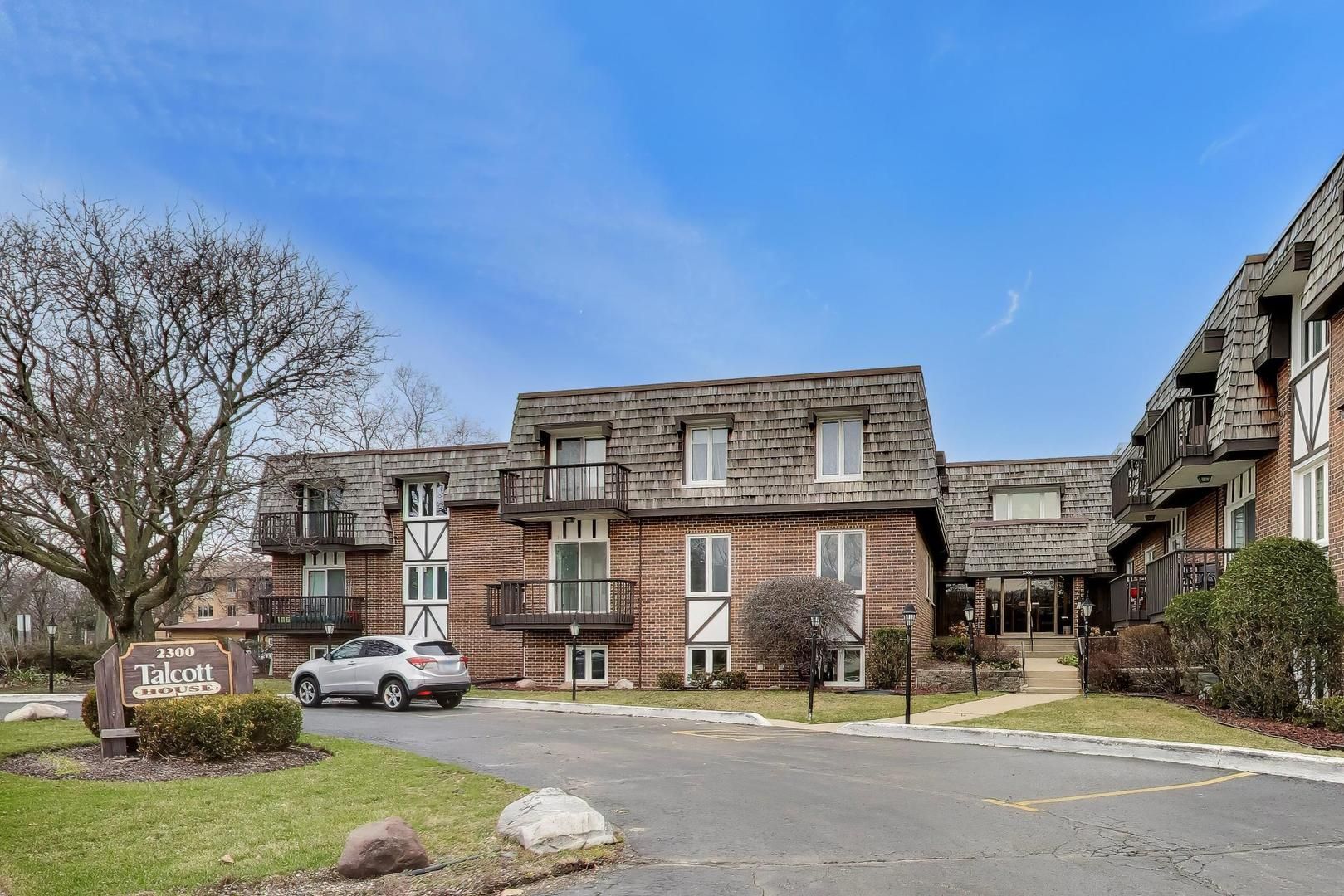 2300 W Talcott Road #1D — Park Ridge, IL 60068