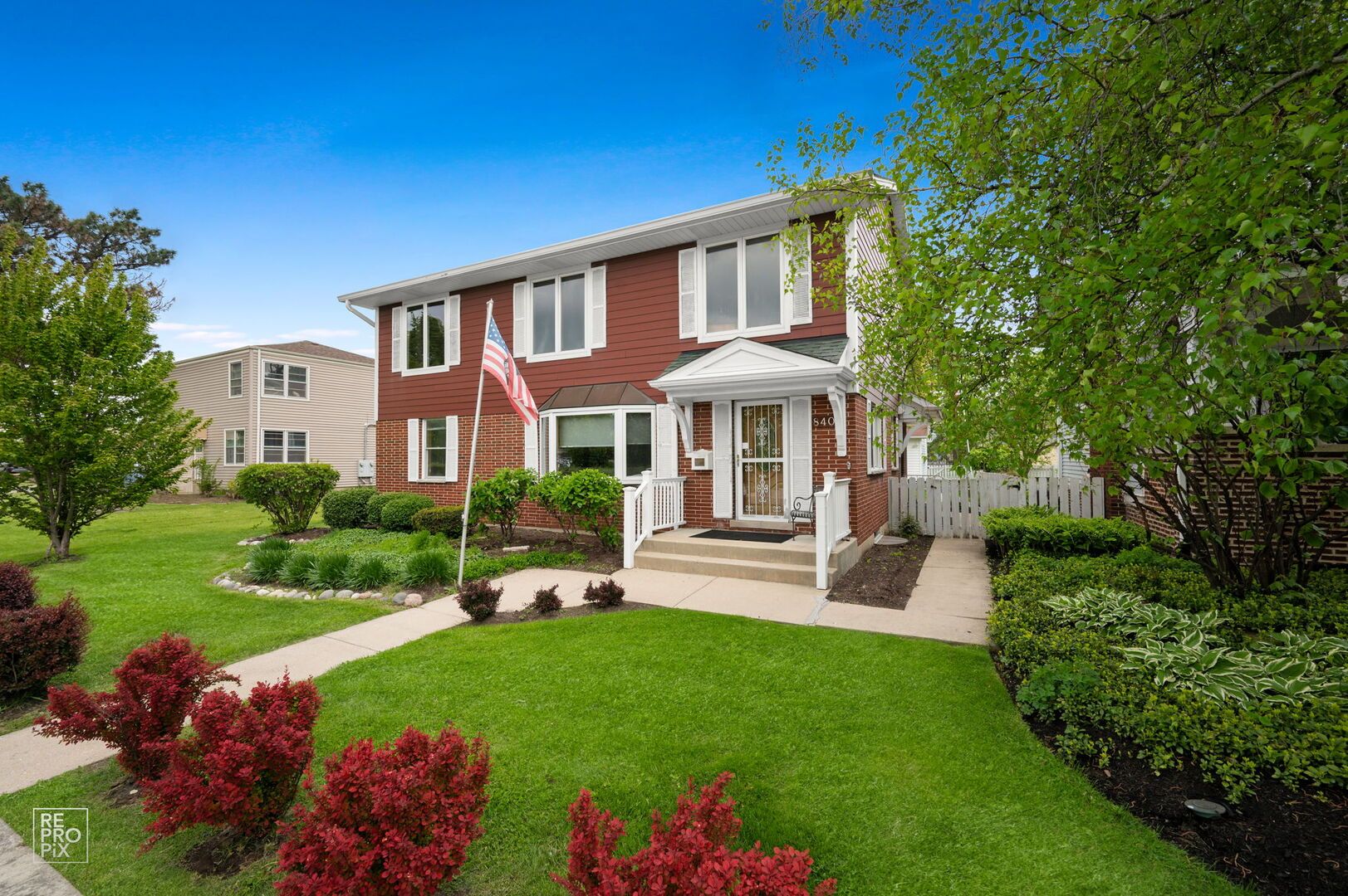 840 N Center Street — Naperville, IL 60563