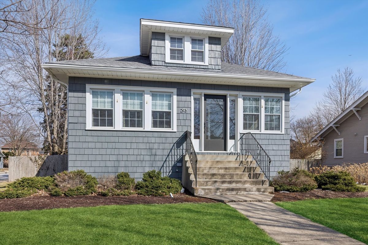 293 Illinois Street, Elmhurst, IL 60126