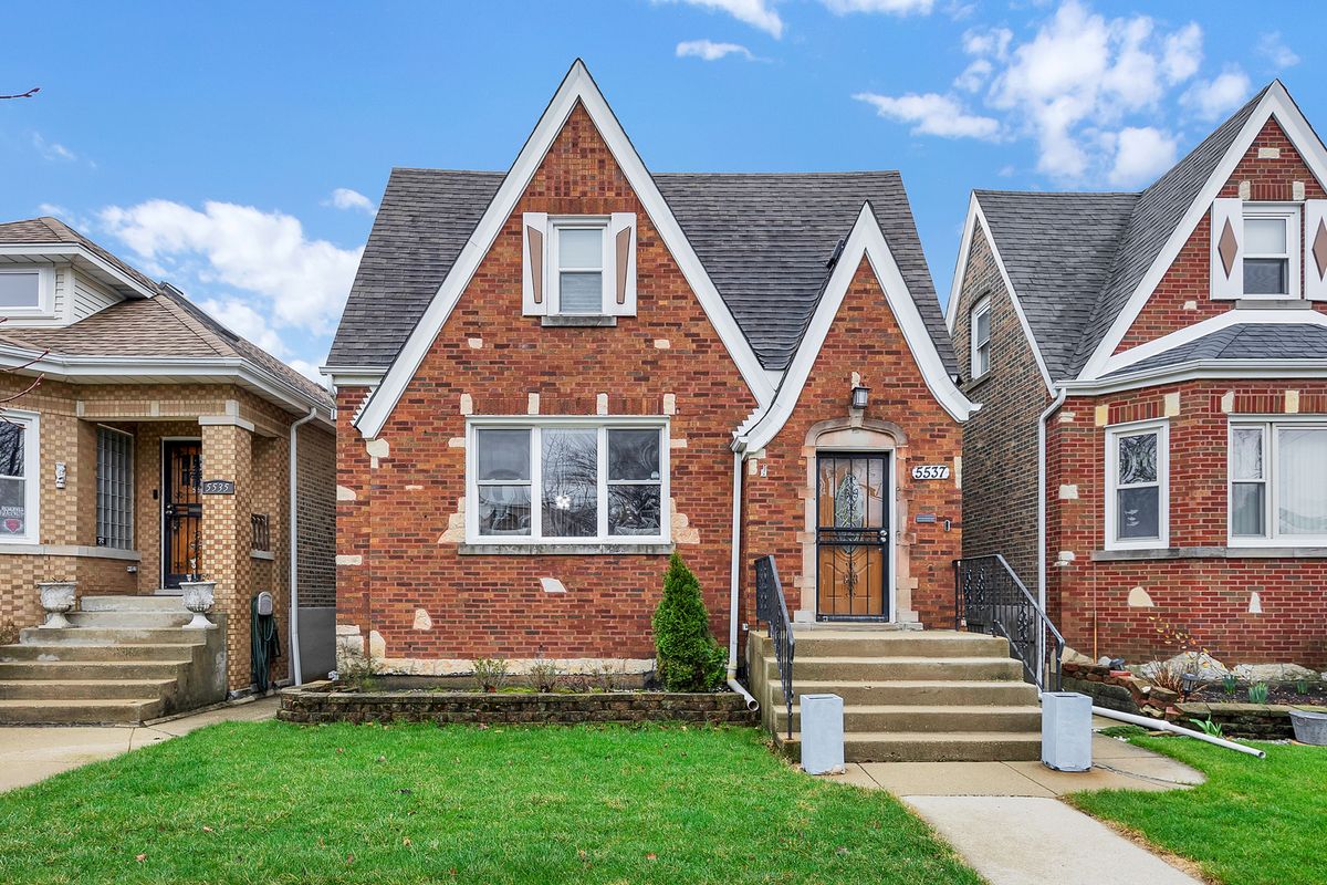 5537 Melrose Street, Chicago, IL 60641